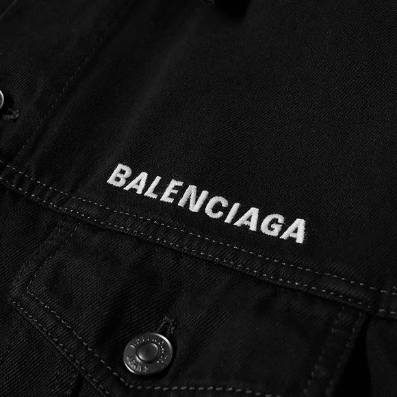 Balenciaga Crew Denim Jacket (XL)New without tags & Certificate of Authenticity - Picture 2 of 8